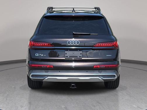 Tamarind Brown Metallic 2023 Audi Q7 55 Premium Plus