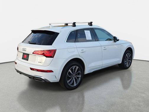 2024 Audi Q5 45 S line Premium