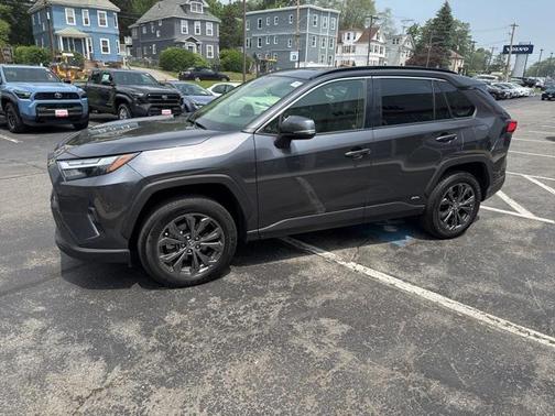 2024 Toyota RAV4 Hybrid XLE Premium