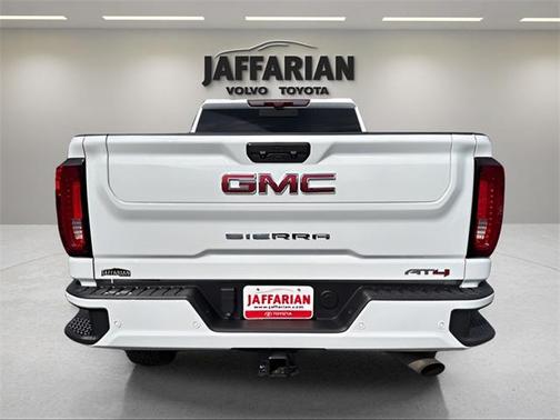 2023 GMC Sierra 2500 AT4