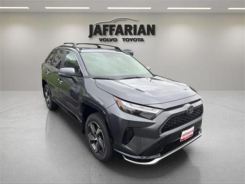 2025 Toyota RAV4 Hybrid SE