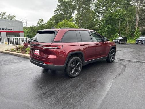 2022 Jeep Grand Cherokee Limited X