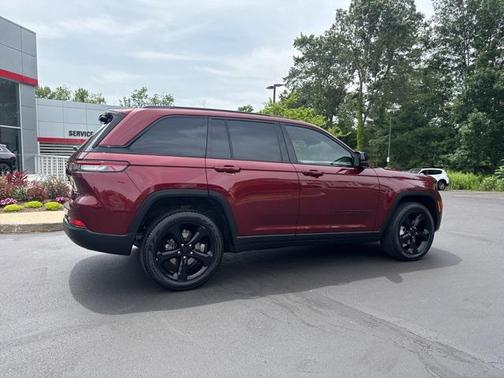 2022 Jeep Grand Cherokee Limited X