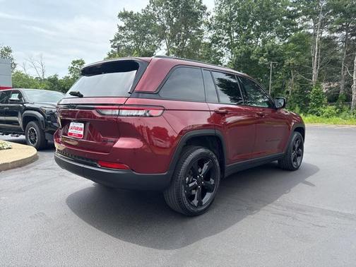 2022 Jeep Grand Cherokee Limited X