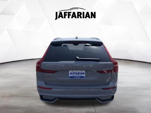 Vapour Grey Metallic 2025 Volvo XC60 Plug-In Hybrid Plus, T8 AWD Electric/Gasoline, Dark