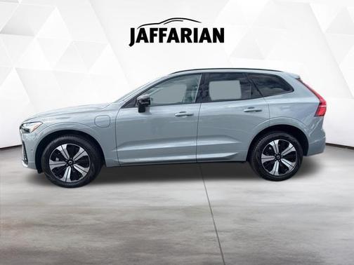 Vapour Grey Metallic 2025 Volvo XC60 Plug-In Hybrid Plus, T8 AWD Electric/Gasoline, Dark