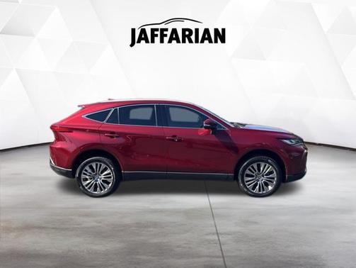 Ruby Flare Pearl 2022 Toyota Venza XLE