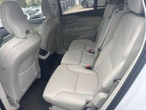 Crystal White Metallic 2024 Volvo XC90 Recharge Plug-In Hybrid T8 Plus Bright Theme 7-Seater