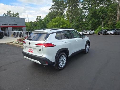 2025 Toyota Corolla Cross LE