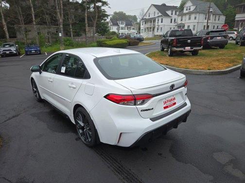2025 Toyota Corolla SE