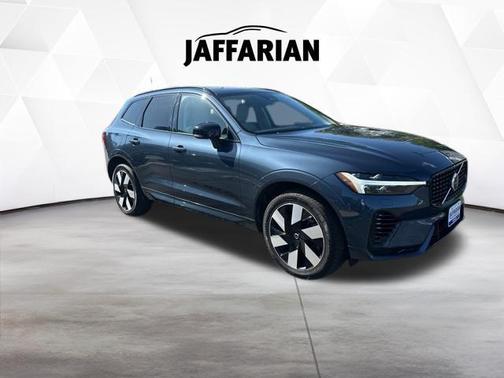Denim Blue Metallic 2024 Volvo XC60 Recharge Plug-In Hybrid T8 Plus Dark Theme