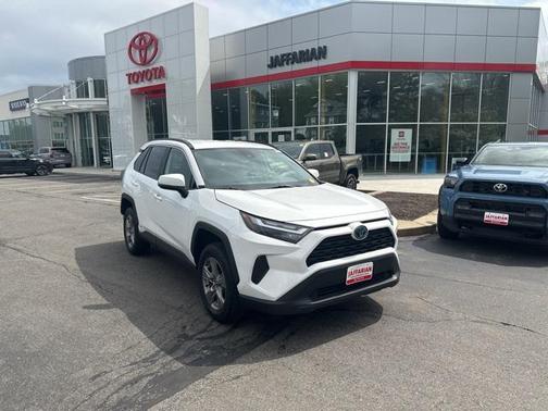 2024 Toyota RAV4 Hybrid XLE
