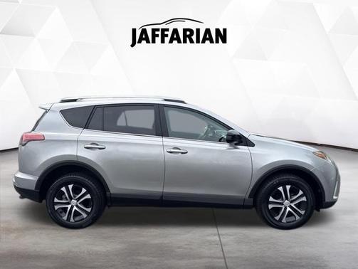Silver Sky Metallic 2017 Toyota RAV4 LE