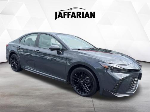 Underground 2025 Toyota Camry SE