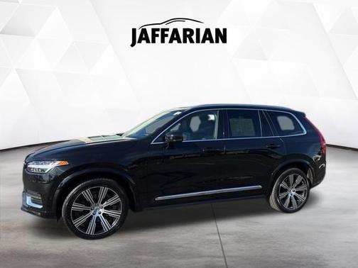 Onyx Black Metallic 2023 Volvo XC90 B6 Ultimate 7-Seater