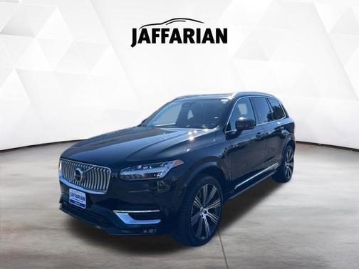 Onyx Black Metallic 2023 Volvo XC90 B6 Ultimate 7-Seater