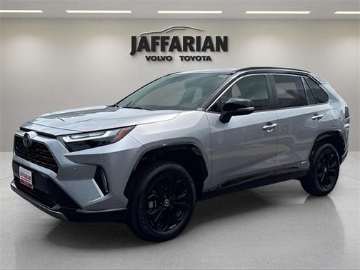 2023 Toyota RAV4 Hybrid SE
