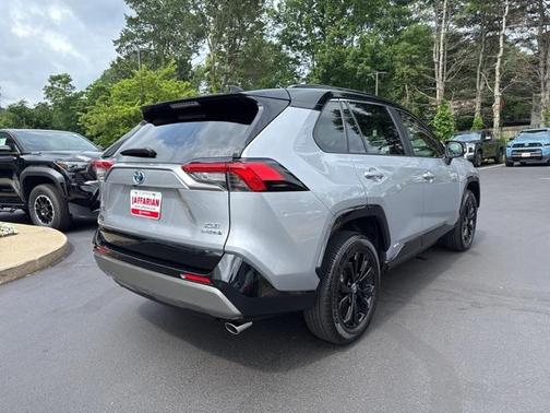 2023 Toyota RAV4 Hybrid SE