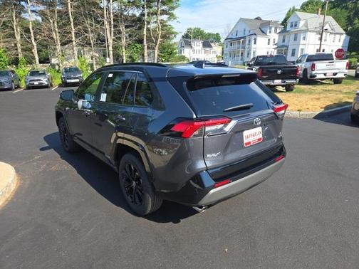 2025 Toyota RAV4 Hybrid SE