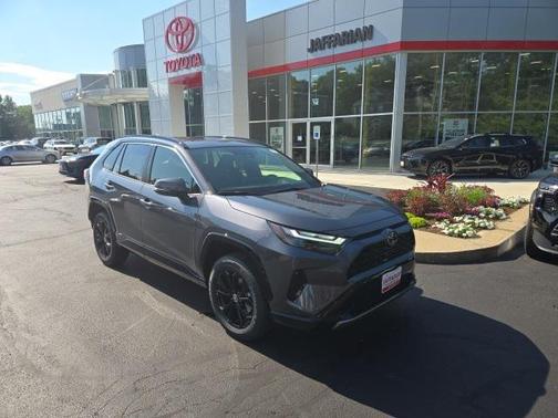 2025 Toyota RAV4 Hybrid SE