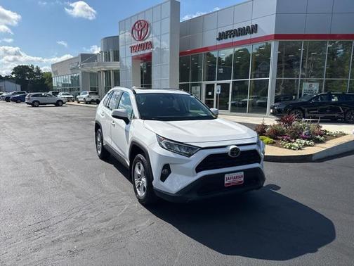 2020 Toyota RAV4 XLE