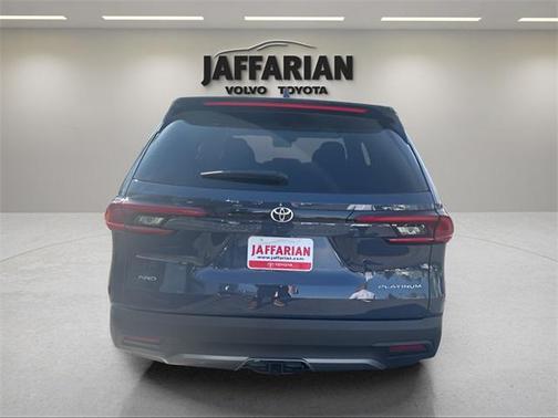2025 Toyota Grand Highlander Platinum