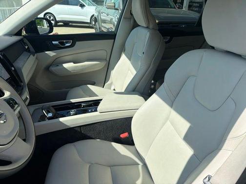 Denim Blue Metallic 2024 Volvo XC60 B5 Plus Dark Theme