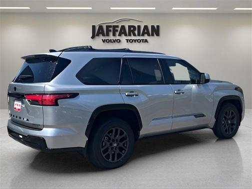 2025 Toyota Sequoia Platinum