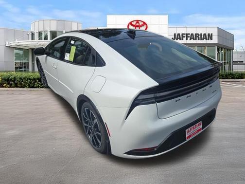 Wind Chill Prl 2026 Toyota Prius Plug-In Hybrid XSE