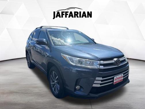 Shoreline Mist 2017 Toyota Highlander XLE