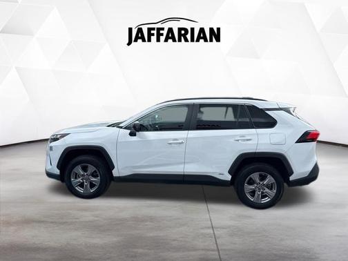 Ice Cap 2024 Toyota RAV4 Hybrid LE