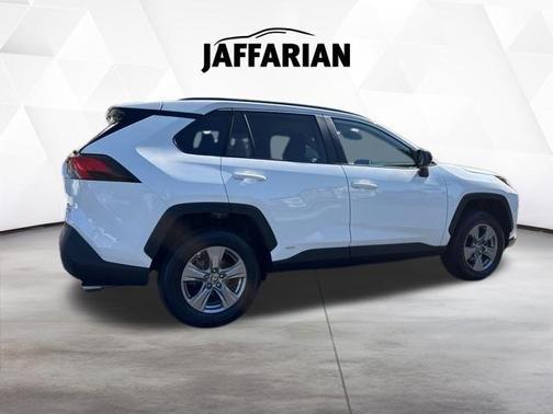 Ice Cap 2024 Toyota RAV4 Hybrid LE