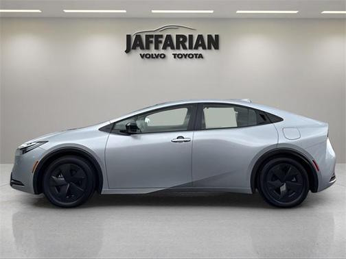 2024 Toyota Prius Prime SE