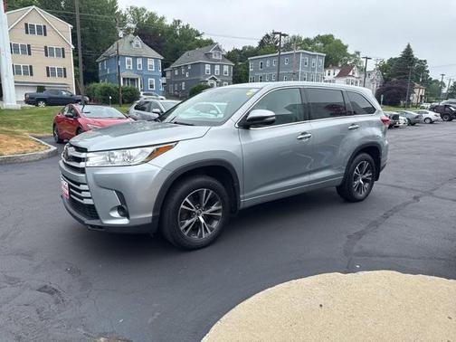 2017 Toyota Highlander LE