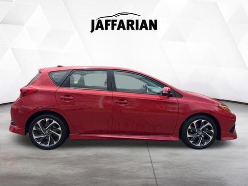 Barcelona Red Metallic 2018 Toyota Corolla iM Base
