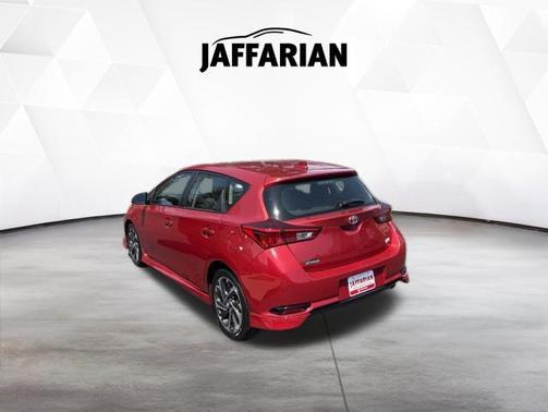 Barcelona Red Metallic 2018 Toyota Corolla iM Base