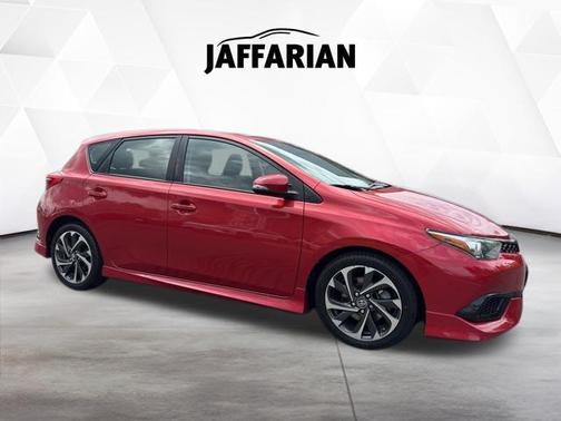 Barcelona Red Metallic 2018 Toyota Corolla iM Base