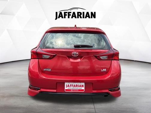 Barcelona Red Metallic 2018 Toyota Corolla iM Base