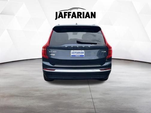 Denim Blue Metallic 2025 Volvo XC90 Plug-In Hybrid T8 Plus