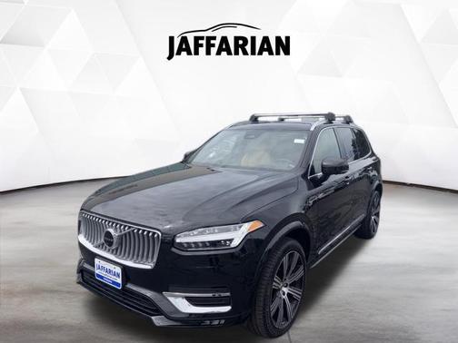 Onyx Black Metallic 2023 Volvo XC90 B6 Ultimate 7-Seater