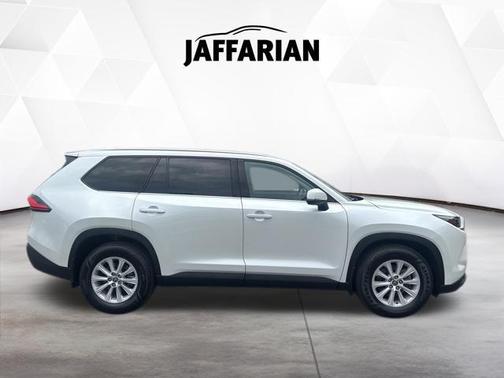 Wind Chill Pearl 2024 Toyota Grand Highlander XLE