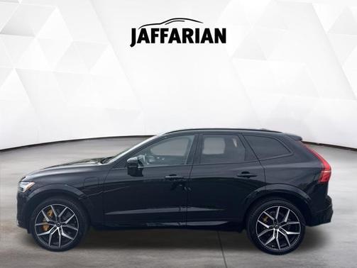 Onyx Black Metallic 2024 Volvo XC60 Recharge Plug-In Hybrid T8 Polestar