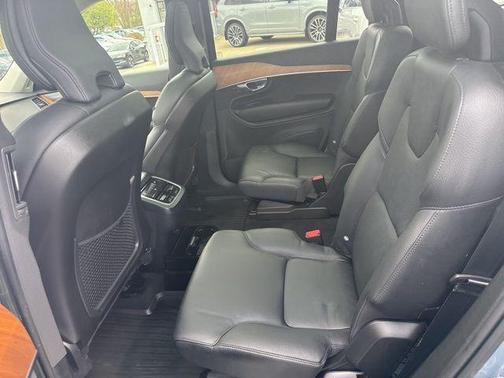 Thunder Grey Metallic 2023 Volvo XC90 B6 Plus 6-Seater