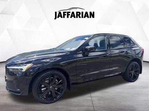 Onyx Black Metallic 2024 Volvo XC60 Recharge Plug-In Hybrid T8 Ultimate Black Edition