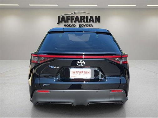 2025 Toyota bZ4X XLE