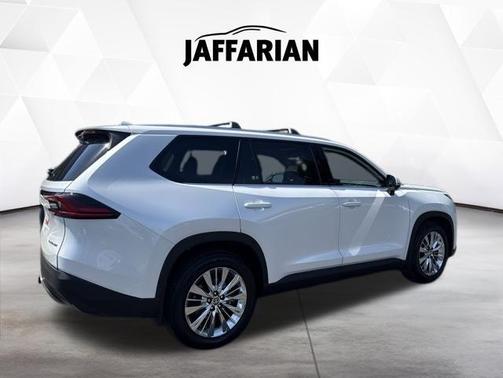 Wind Chill Pearl 2026 Toyota Grand Highlander Platinum