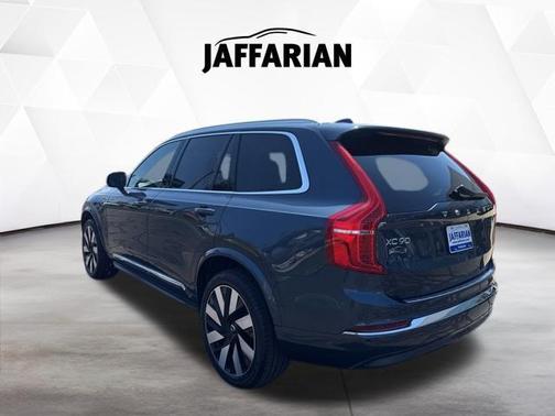 Denim Blue Metallic 2024 Volvo XC90 Recharge Plug-In Hybrid T8 Plus Bright Theme 7-Seater