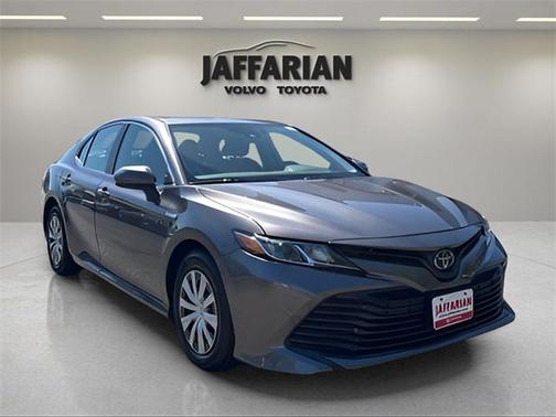 2019 Toyota Camry Hybrid LE