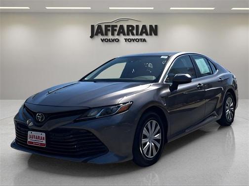 2019 Toyota Camry Hybrid LE