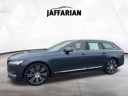 Denim Blue Metallic 2021 Volvo V90 T6 Inscription